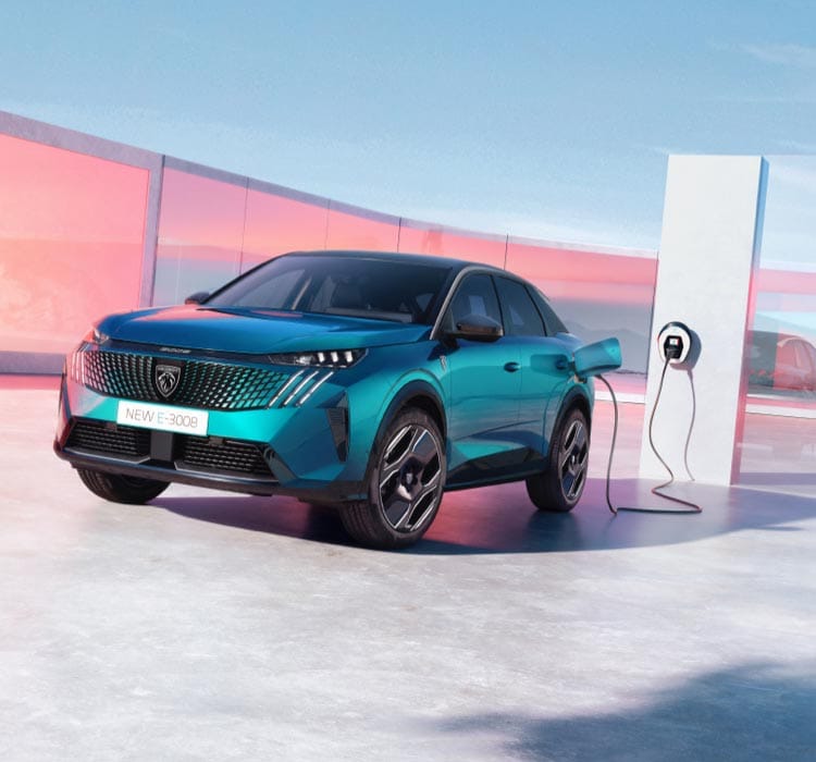 New PEUGEOT E-3008 | All-Electric or Hybrid | Fastback SUV